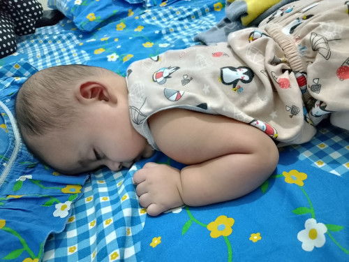 Suka tidur terlungkup