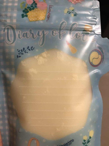 น้ำนมเป็นแบบนี้คืออะไรหรอคะ