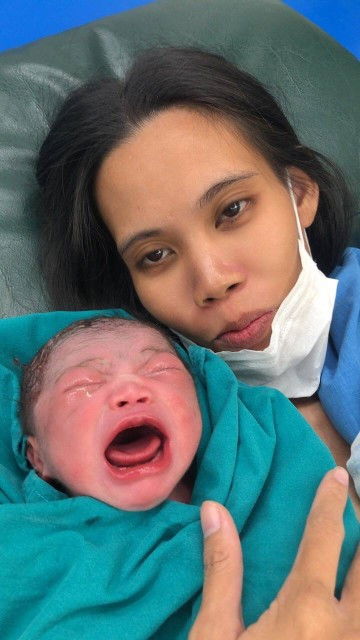 คลอดธรรมชาติ