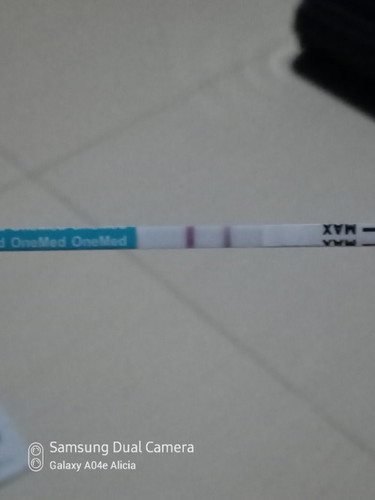 Apakah dsni sma ada yg sprti aku...blm telat haid tpi d tespeck positif gris 2...d usg pun blm jlas
