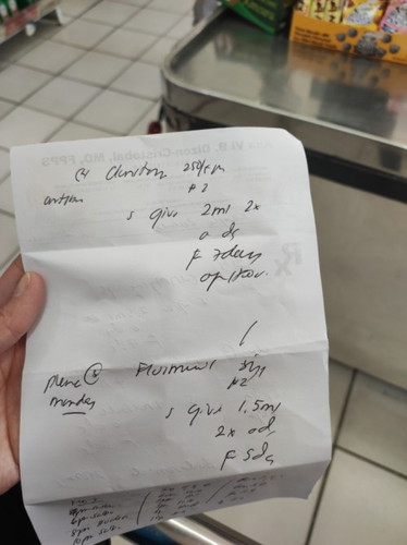 Mga mommy, nababasa nyo po ba itong antibiotic na to? Di kase mabasa ng mga pharmacist sa Mercury e