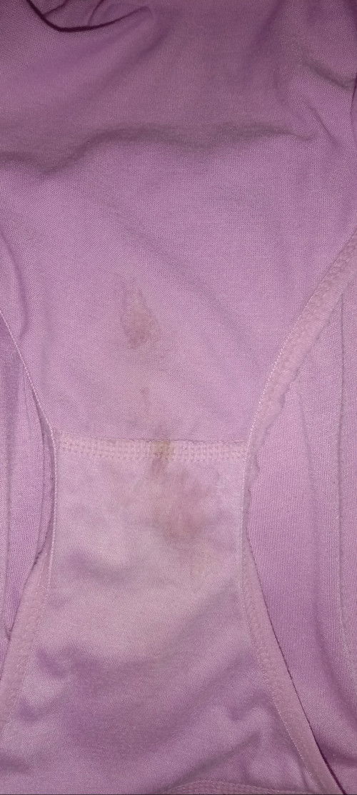 Sebelumnya maaf kalau gambarnya jorok. Bun aku mau bertanya?