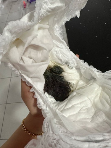 Taik bayi 9 bulan color gelap/hitam