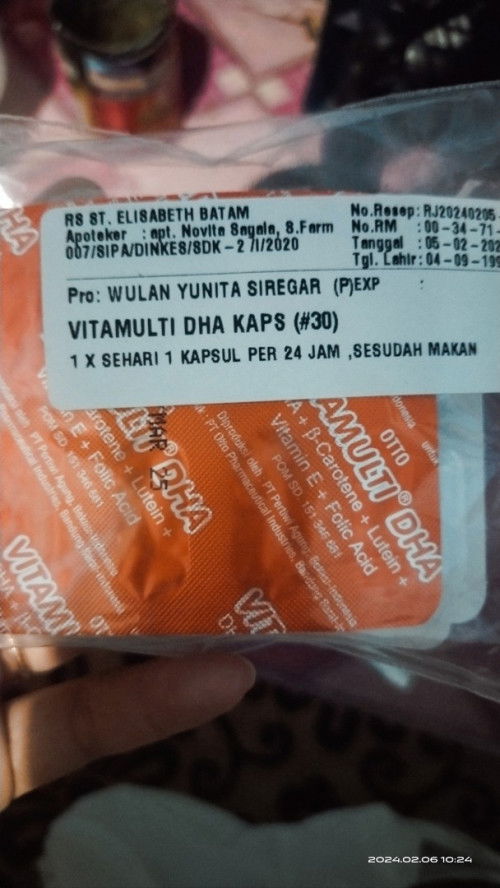 Usia kandungan 28minggu, saya di ksh dokter vitamin DHA untuk otak bayi lalu kemarin sakit trs obat