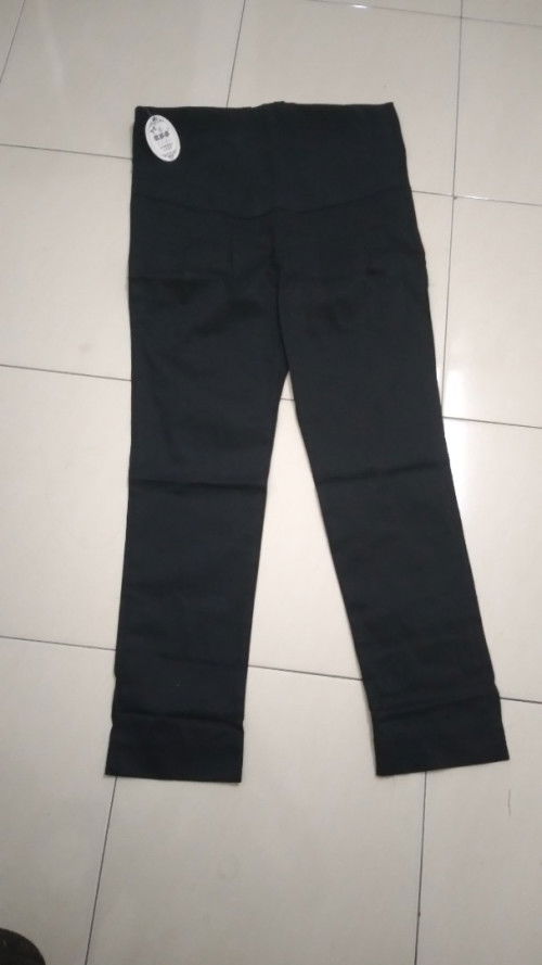 Salam mommy ada sesiapa yg nk beli seluar pregnant x , baru ada 2helai .
Blh wsap saya 0135239483