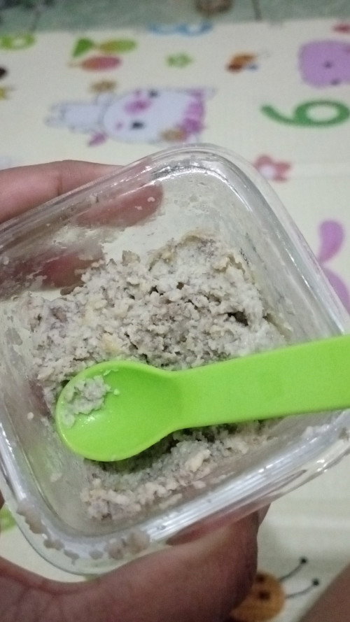 Bayi 7 bulan muntah2