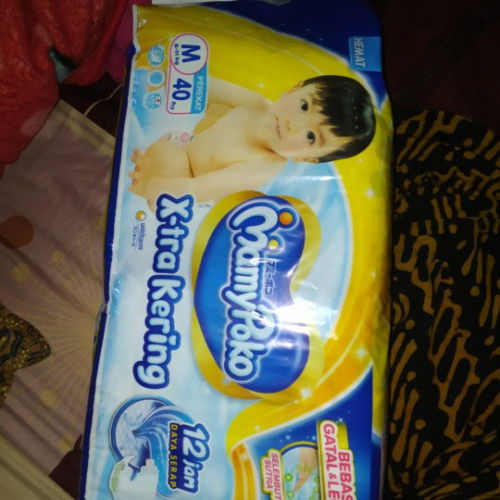 Jual pempes mamypoko tipe perekat size M 2 ball 100k freeong