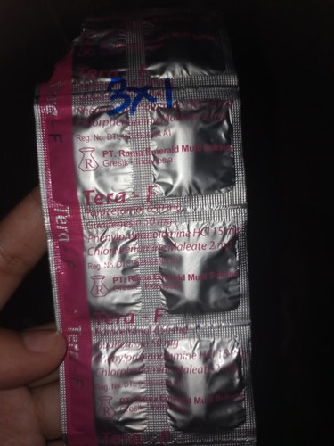 Bun mau tanya. Kemarin saya demam flu batuk terus sama bidanya dikasih obat ini. Amangak ya u bumil