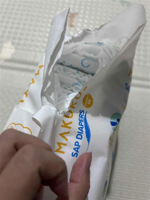 Ada yang mau Makuku Comfort Fit M pants?