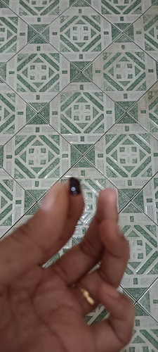 Maaf bun kali agak jorok, saya mau nanya bun kalo keluar darah sprti itu kira2 wajar atau bahaya g