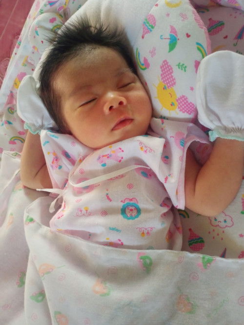 สอบถามเเม่ๆหน่อยคะ ลูกดูดเต้าจากเเม่เเล้วชอบไอ เป็นอะไรไหมคะ ลูกไอทุกครั้งที่ดูดนมเลยคะ