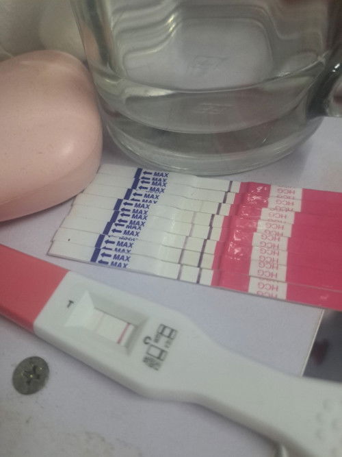 Các mom ơi, máu báo thai...