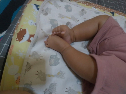 Bayi 4 bulan