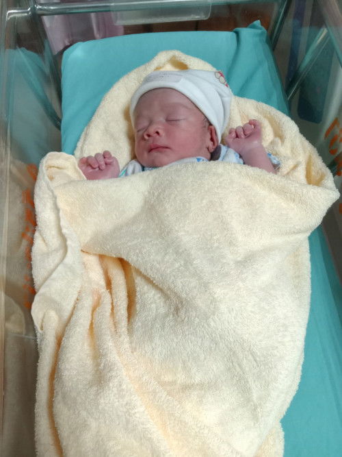 เด็กน้อยย้ายทีมค้าบ