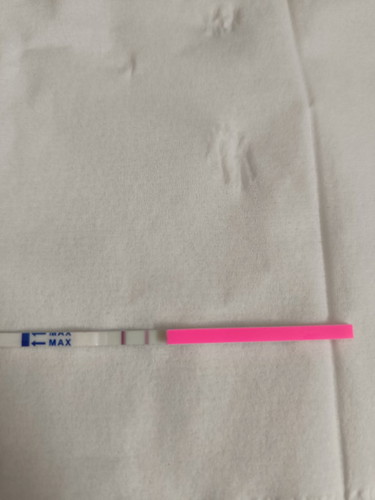 Opk positif hari ke20 berpantang bersalin. Cucuk Depo. Ada lendir jernih.