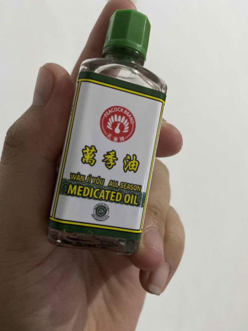 Minyak gosok medicated oil