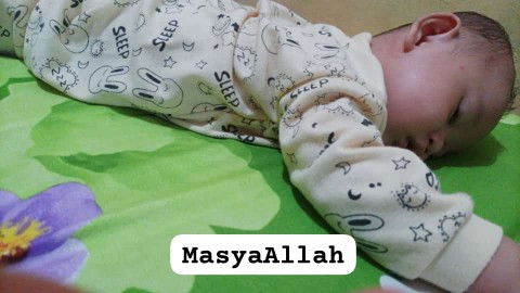 Bayi 4 bukan tengkurep