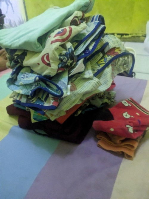 PRELOVED BAJU CELANA, KAOS KAKI COWOK 3 TAHUN