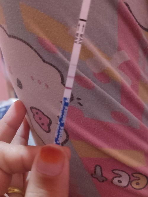 Ijin nanyak mom.. Kalau gini udh positif blom ya.. Tgl nikah 18.02. Mens29 dan smpe skrg blom mens.