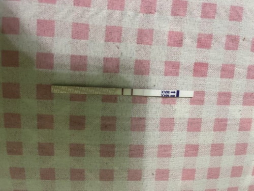 ขออนุญาติสอบถามแม่ๆหน่อยค่ะ แบบนี้คือไข่ตกแล้วใช่มั้ยคะ เดือนที่แล้วประจำเดือนมา27-30มีนา ดูจากแอพfl