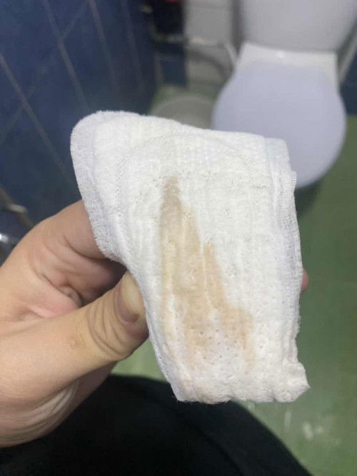 Nak tanye klau kuar darah tpi lendir to dah tanda nk bersalin ke ..