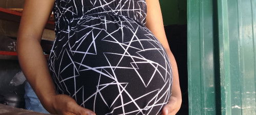 39weeks pregnant still no pain but i'm 2 cm