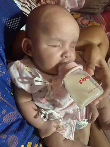 รู้สึกว่าน้องกินนมน้อย