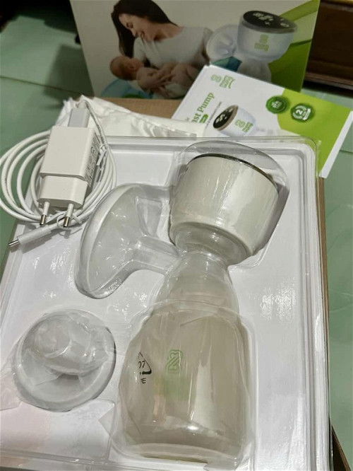 Dijual pompa asi mom uung portable new Rp.600.000,-