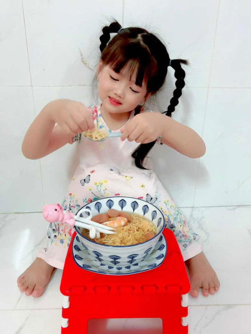 ( 𝟎𝟓.𝟎𝟓.𝟐𝟒 𝐂𝐇𝐄𝐑𝐑𝐘 𝟑 𝐭𝐮𝐨̂̉𝐢 𝟗 𝐭𝐡𝐚́𝐧𝐠 𝟏𝟖 𝐧𝐠𝐚̀𝐲 )