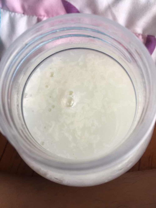 ปั้มนมออกมาเจอแบบนี้คืออะไรคะ