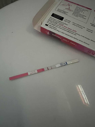 HCG POSITIVE/FAINT LINE