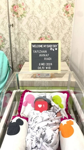 Alhamdulillah telah lahir anak pertama kami YAFIZHAN AHNAF RIADI tgl 6 Mei, pukul 06.41