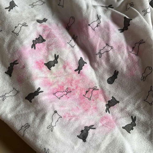 Asi di kain jadi warna pink