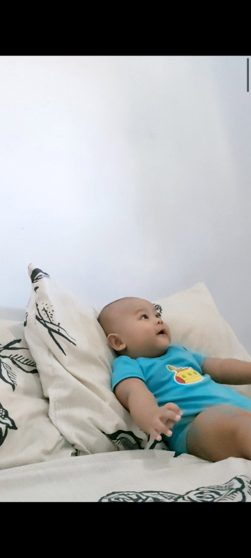 Bisa duduk usia berapa?