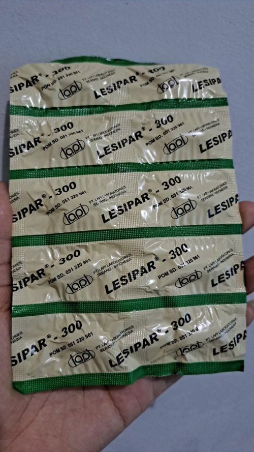 Adakah yang juga diresepkan Lesipar-300 ?