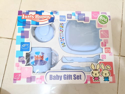 BABY GIFT SET TEMPAT MAKAN BAYI