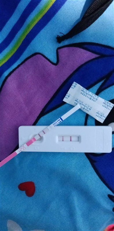 สองขีดไม่รู้ตัว