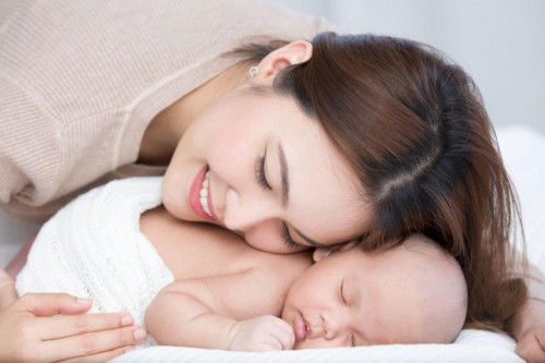 4 lầm tưởng “kinh điển” về giấc ngủ của bé, nhiều bố mẹ mắc phải