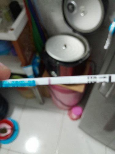 terakhir haid tgl 30 bulan april skrg udh telat 4 hari tapi di test pack masih negatif