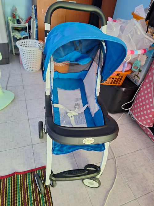 ส่งต่อรถเข็นเด็ก