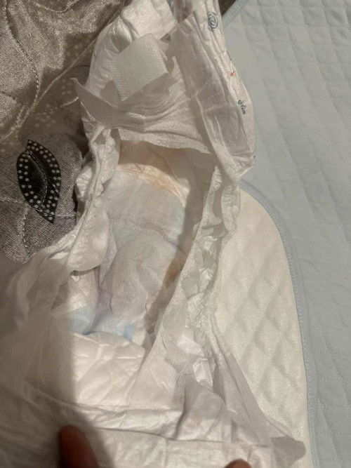 Darah ke atau normal kat pampers baby