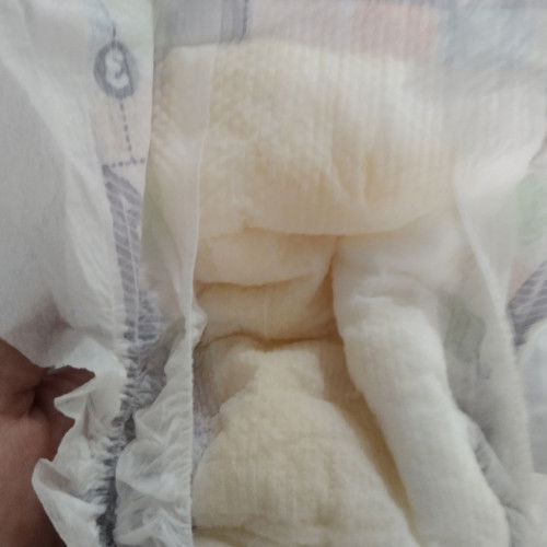 Normal color po ba ito ng pee ng baby? (1 week old)