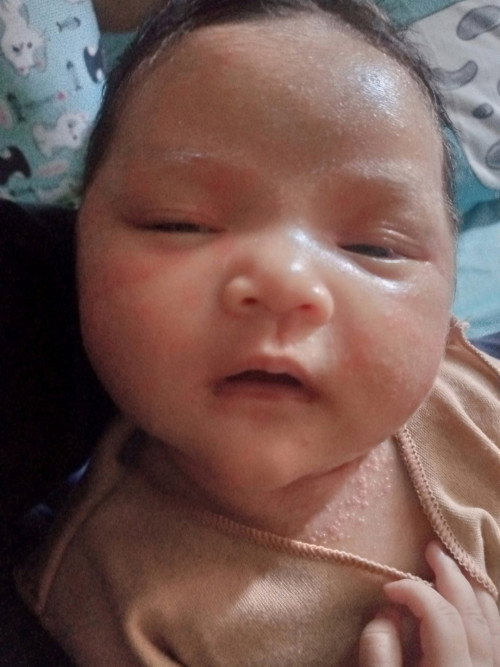 Tinggal dengan orangtua