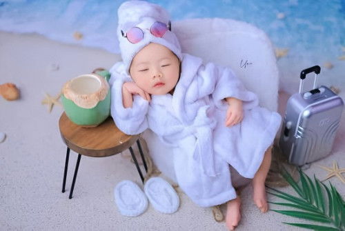 Lahir kmri jam 03.30