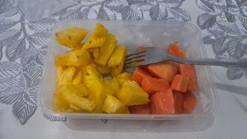 Makan nenas 37 week bisa micu kontraksi kah