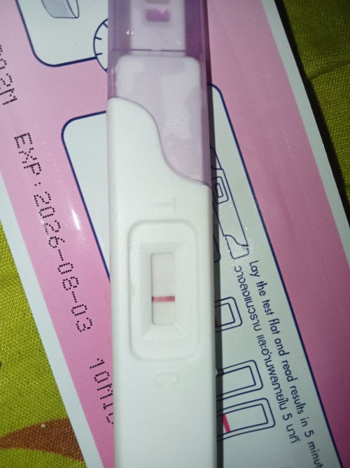 แบบนี้หลอกเทสหรือจางค่ะ ตรวจเช้านี้ค่ะ ก่อนปจดจะมา3วัน