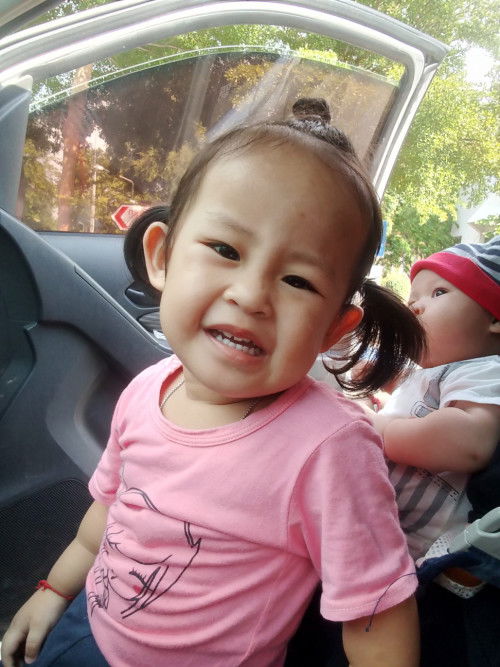 สวัสดีค่ะอยากสอบถามว่าเด็กอายุ1ขวบ10เดือนน้ำหนัก13โลปกติมั้ยอยากเพิ่มน้ำหนักน้องให้ขึ้นอีกนิดคะ