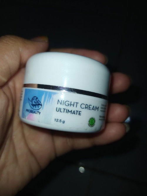 Menggunakan skincare saat hamil