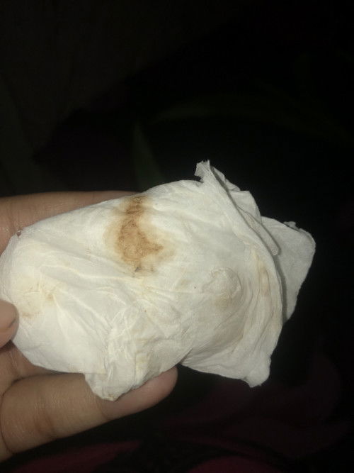 Keluar Flek coklat/darah
