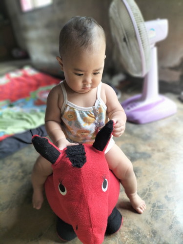 ลูก 10 เดือน